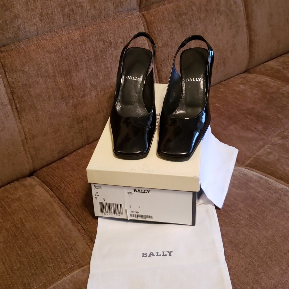 Bally , 3.5 inch evening patent shoes
